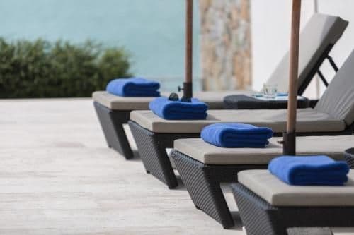 Villa - Beach Front