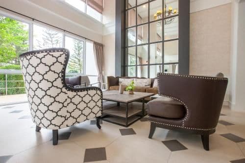 Suite with Mountain View