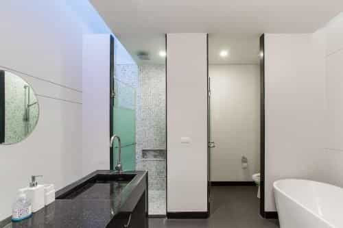 MyhotelVilla Wings MyhotelVilla Wings