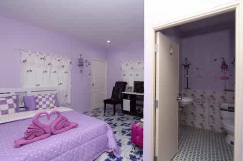 Hug House Hug House