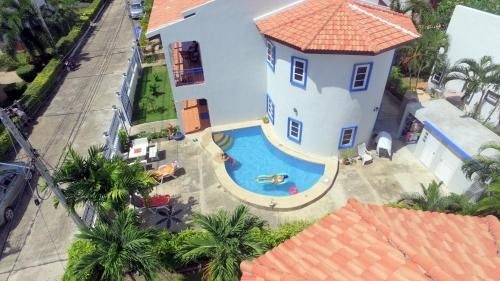 Dream Living Villa0