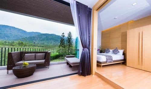 Premium Quadruple Room