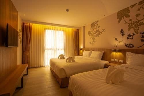 Economy Triple Room