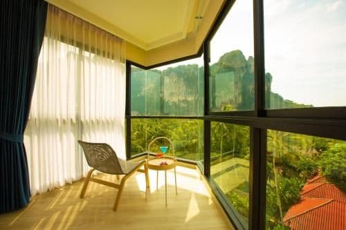 King Room with Mountain View