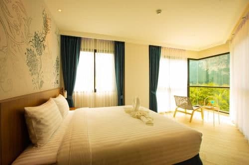 King Room with Mountain View