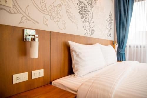 King Room with Mountain View