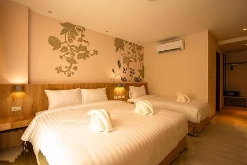 Economy Triple Room