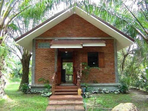 Villa with Garden View
