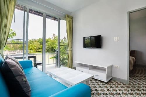 One-Bedroom Bungalow