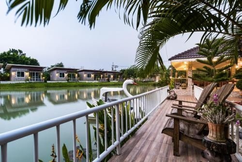 Rai Fahpratan Home and Garden0