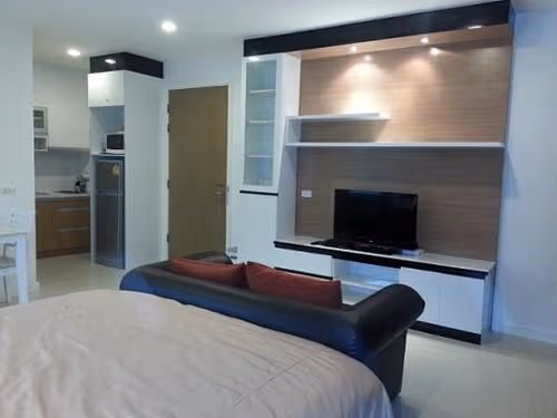 Studio with Sofa Bed