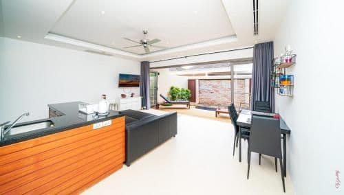 One-Bedroom Villa