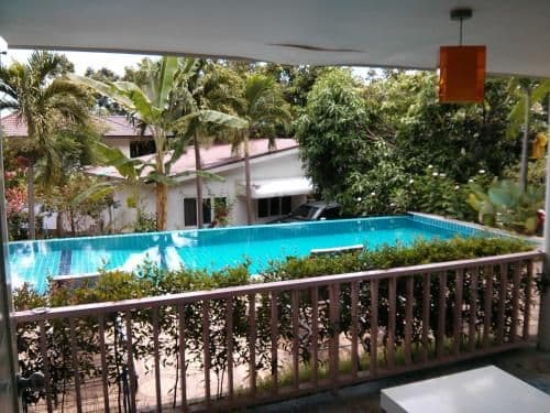 Apartment with Pool View - Ground Floor