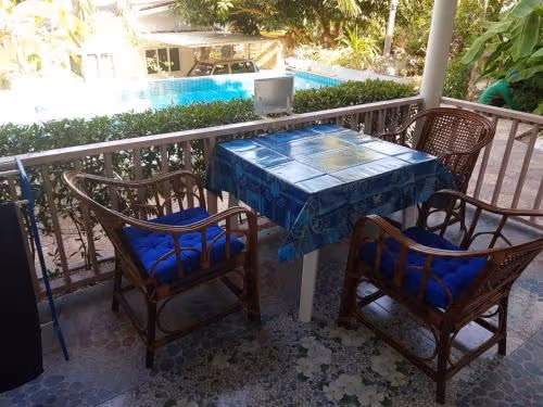 Apartment with Pool View - Ground Floor