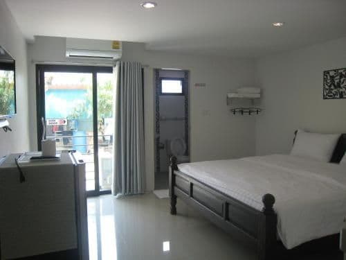 Standard King Room