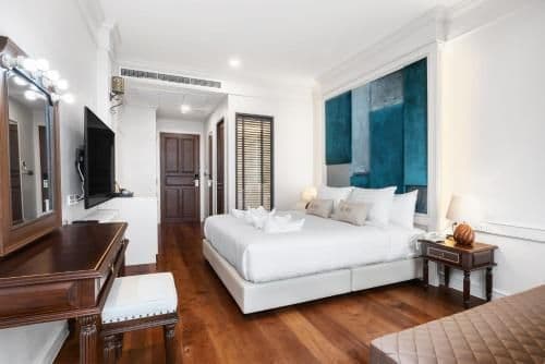 Deluxe Double Room with Balcony