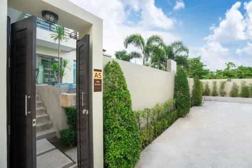 Villa Sole Lux 3 bedrooms with pool Nai Harn Villa Sole Lux 3 bedrooms with pool Nai Harn
