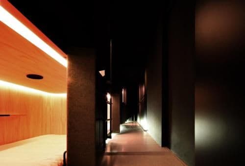 Mixed Capsule Room - 17:00-11:00 (18 Hours)