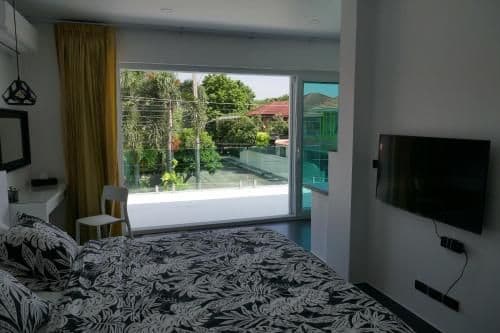 Studio with Balcony
