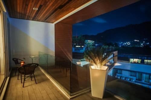Deluxe Apartment