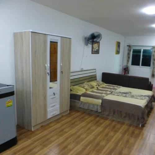 1 Double bedroom apartment with Pool and extensive Kitchen diningroom 1 Double bedroom apartment with Pool and extensive Kitchen diningroom