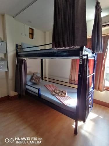 Bed in 8-Bed Mixed Dormitory Room