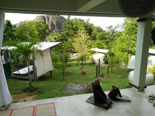 Khao Tao Vegan Camp1
