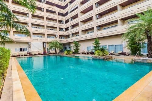 Grand Deluxe One-Bedroom Family Suite - 507