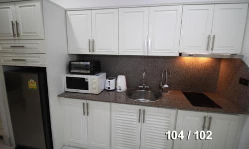 Deluxe Apartment with Private Garden - 102