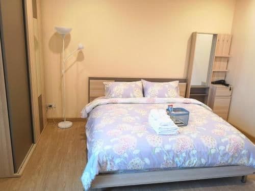 Standard Double Room with Shared Bathroom