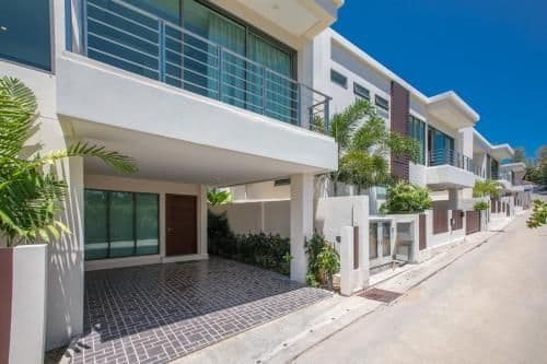 Four-Bedroom Villa with Private Pool