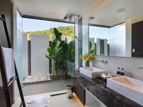 Villa with Sea View
