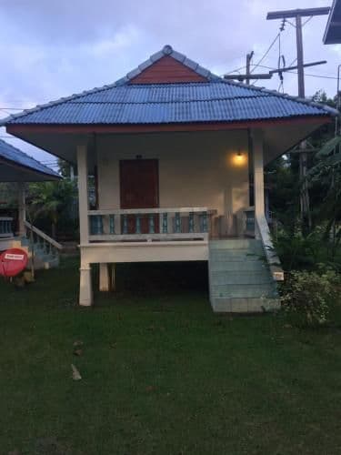 Bungalow with Garden View