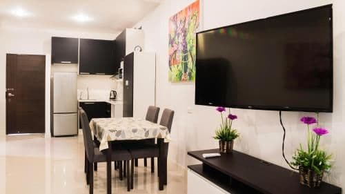 Studio Apartment