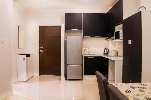 Studio Apartment