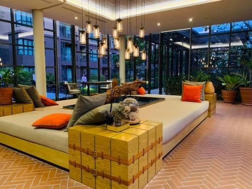 King Studio with Sofa Bed