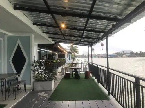 ชายใหญ่ ริเวอร์ ฟรอนต์ โฮเทล ชายใหญ่ ริเวอร์ ฟรอนต์ โฮเทล