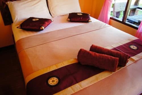 Deluxe Double or Twin room with AC