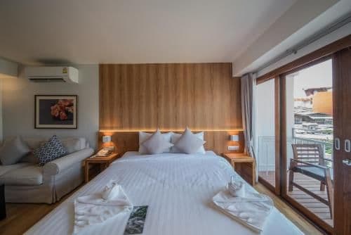 Deluxe Double or Twin Room with Balcony
