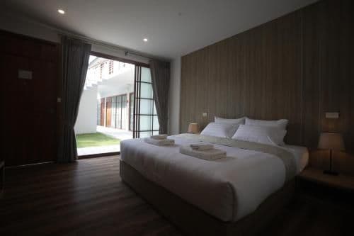 King Room with Pool View