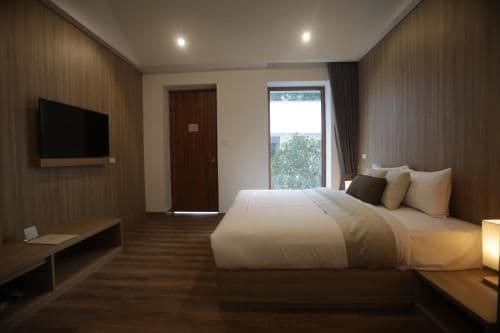 King Room with Pool View