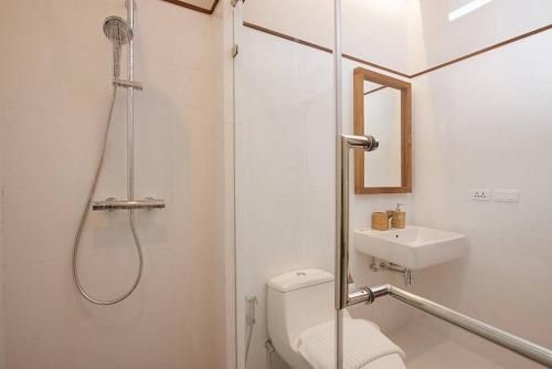 The Pattaya 3 Bedroom sleeps 63