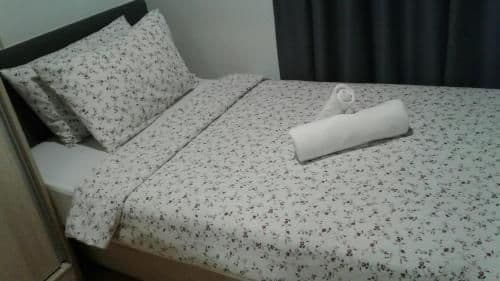 Deluxe Two-Bedroom Apartment