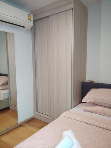 Deluxe Two-Bedroom Apartment