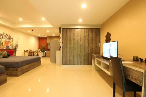 One-Bedroom Apartment