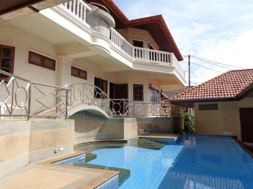 อันดามัน อาร์พาร์ทเม้นส์ (Andaman Apartments)2