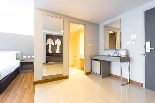 Deluxe Double or Twin Room