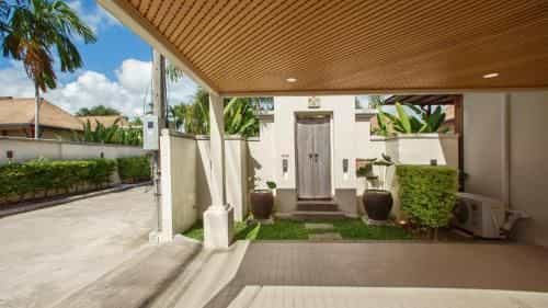 Villa Iwa by Tropiclook Villa Iwa by Tropiclook
