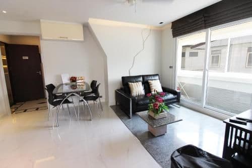 Deluxe Family Room