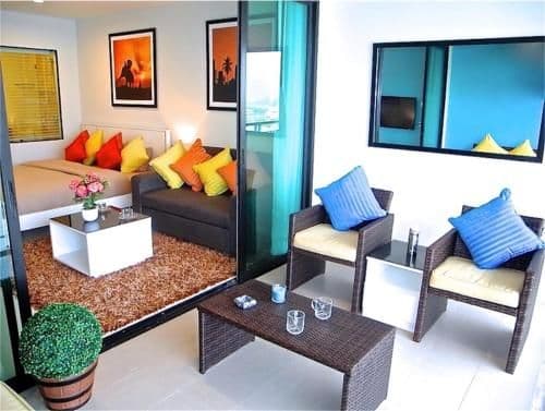 Studio Apartment